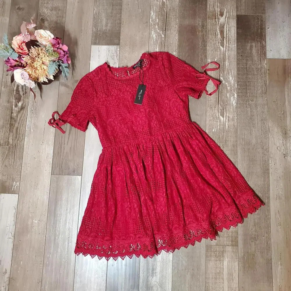 NWT Romeo + Juliet Couture Red Lace Mini Dress Juniors Size Large $195